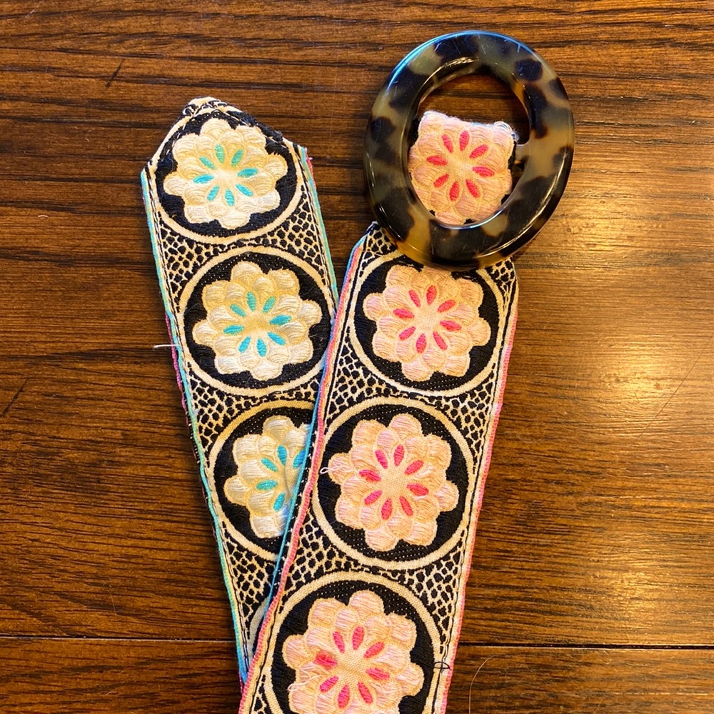 Hadley Pollet reversible Zinnia belt